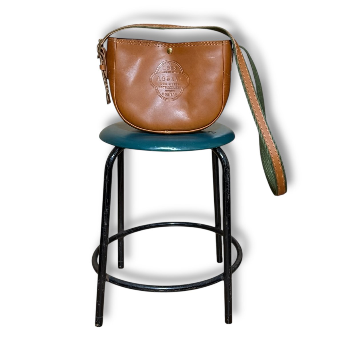 画像7: Dog License Classic Military Heritage Mini Crossbody Bag ミリタリーヘリテージショルダーバッグ 栃木レザー (7)