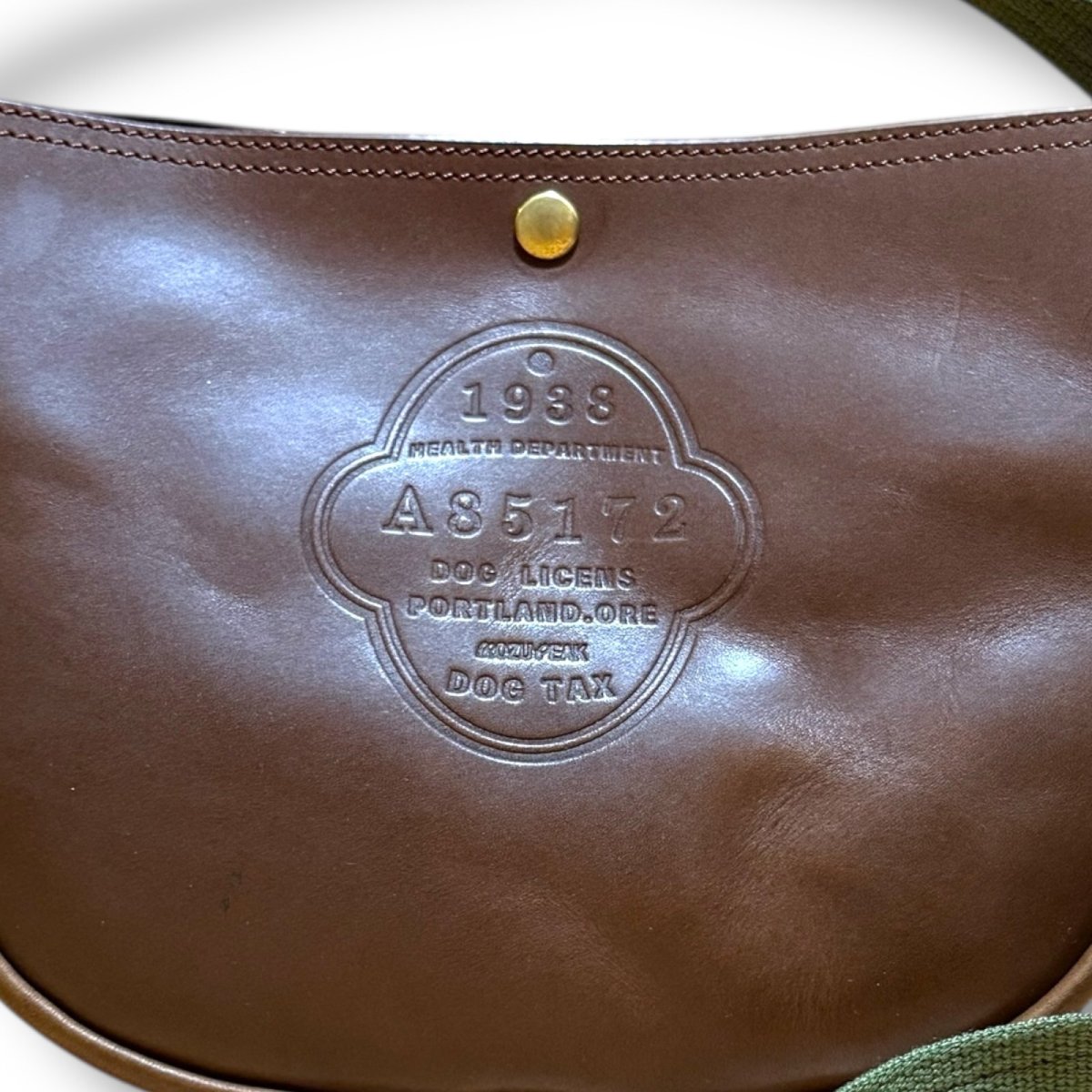 画像12: Dog License Classic Military Heritage Mini Crossbody Bag ミリタリーヘリテージショルダーバッグ 栃木レザー (12)