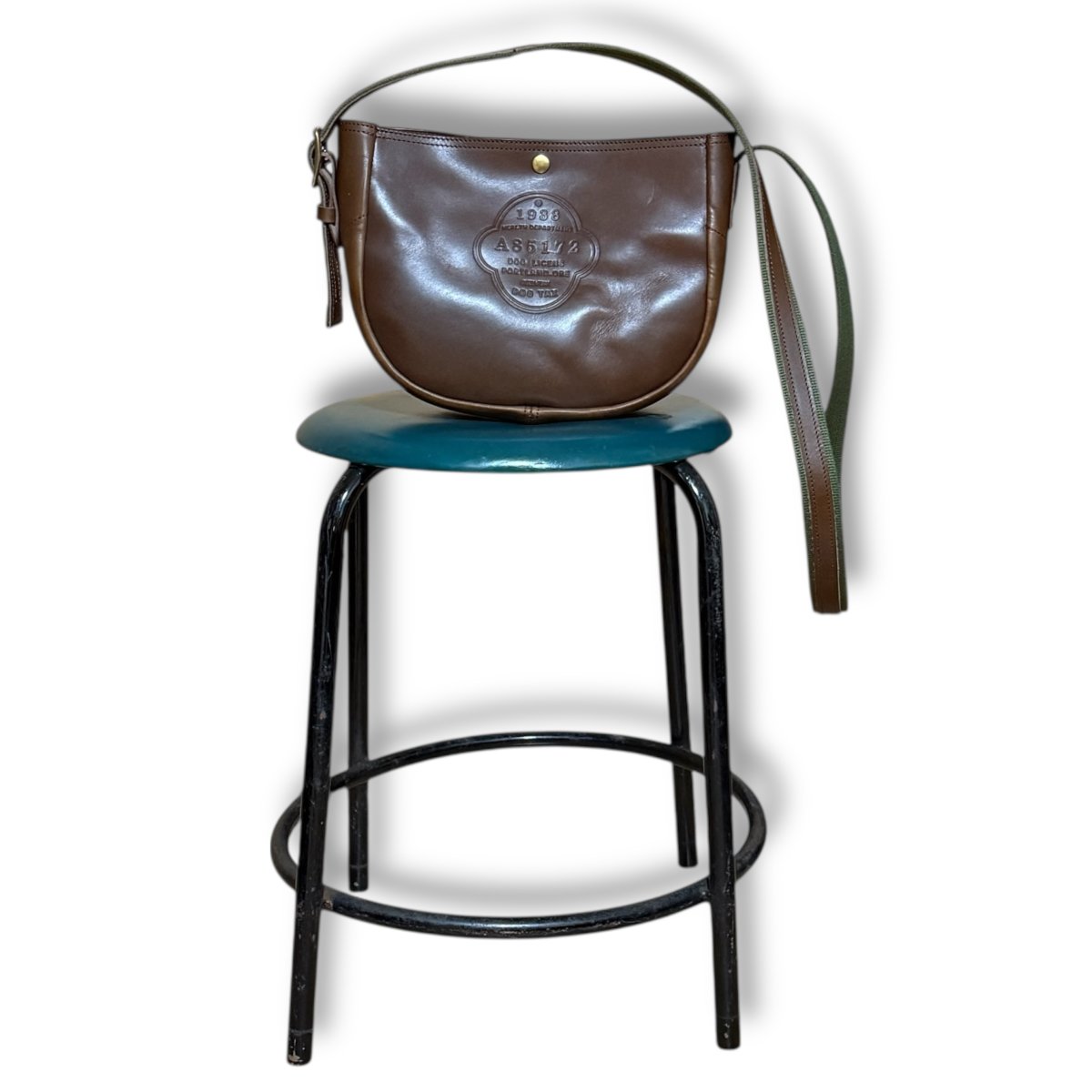 画像3: Dog License Classic Military Heritage Mini Crossbody Bag ミリタリーヘリテージショルダーバッグ 栃木レザー (3)