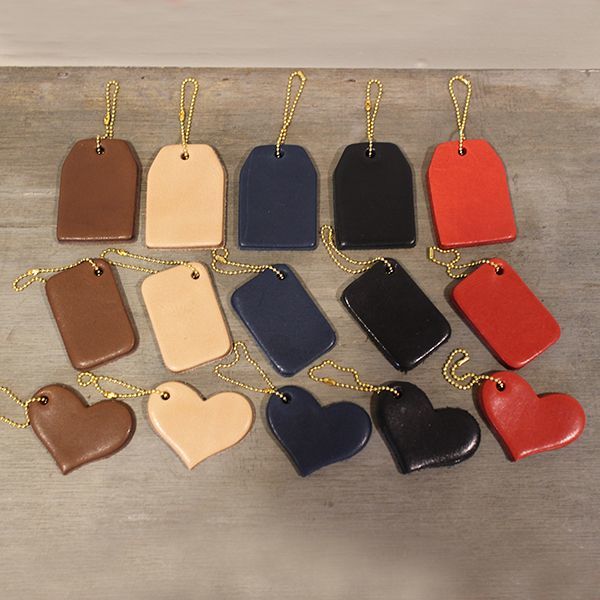 組み合わせ自由 革のネーム入りミニチャーム 犬山革工房 Vinculum Leather